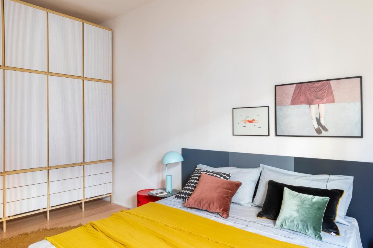 Apartment Your Place Rom